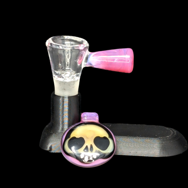 Skuzz Glass 14mm Pink Slide / Skull Pendant